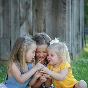 Meet your Posher, Laura